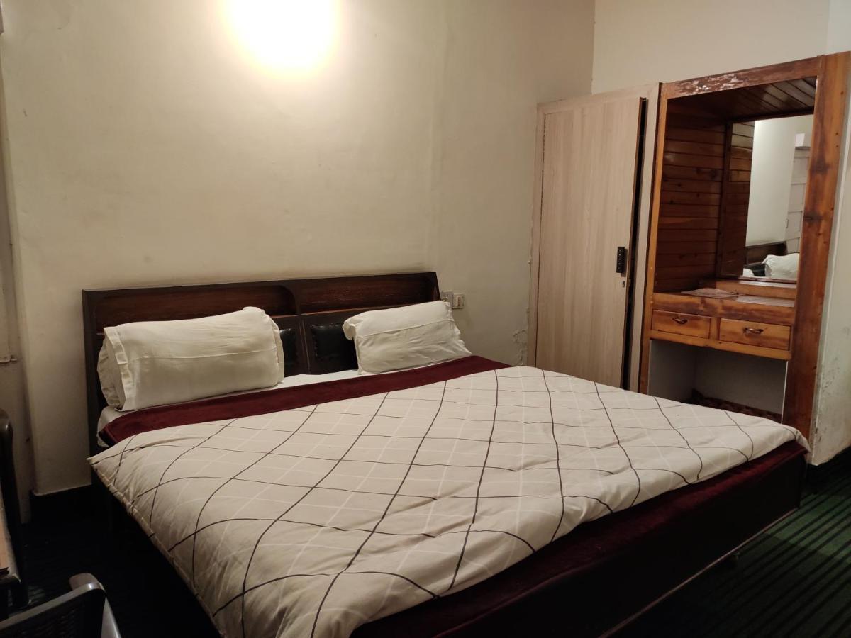 Hotel Royal Chamba  Εξωτερικό φωτογραφία